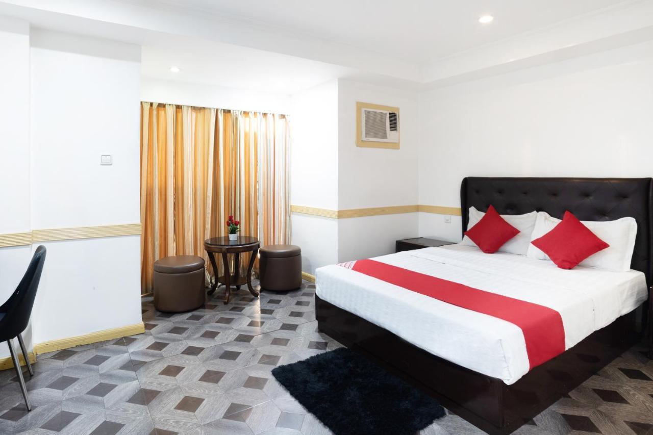 Oyo 138 White Palace Hotel Manila Ngoại thất bức ảnh