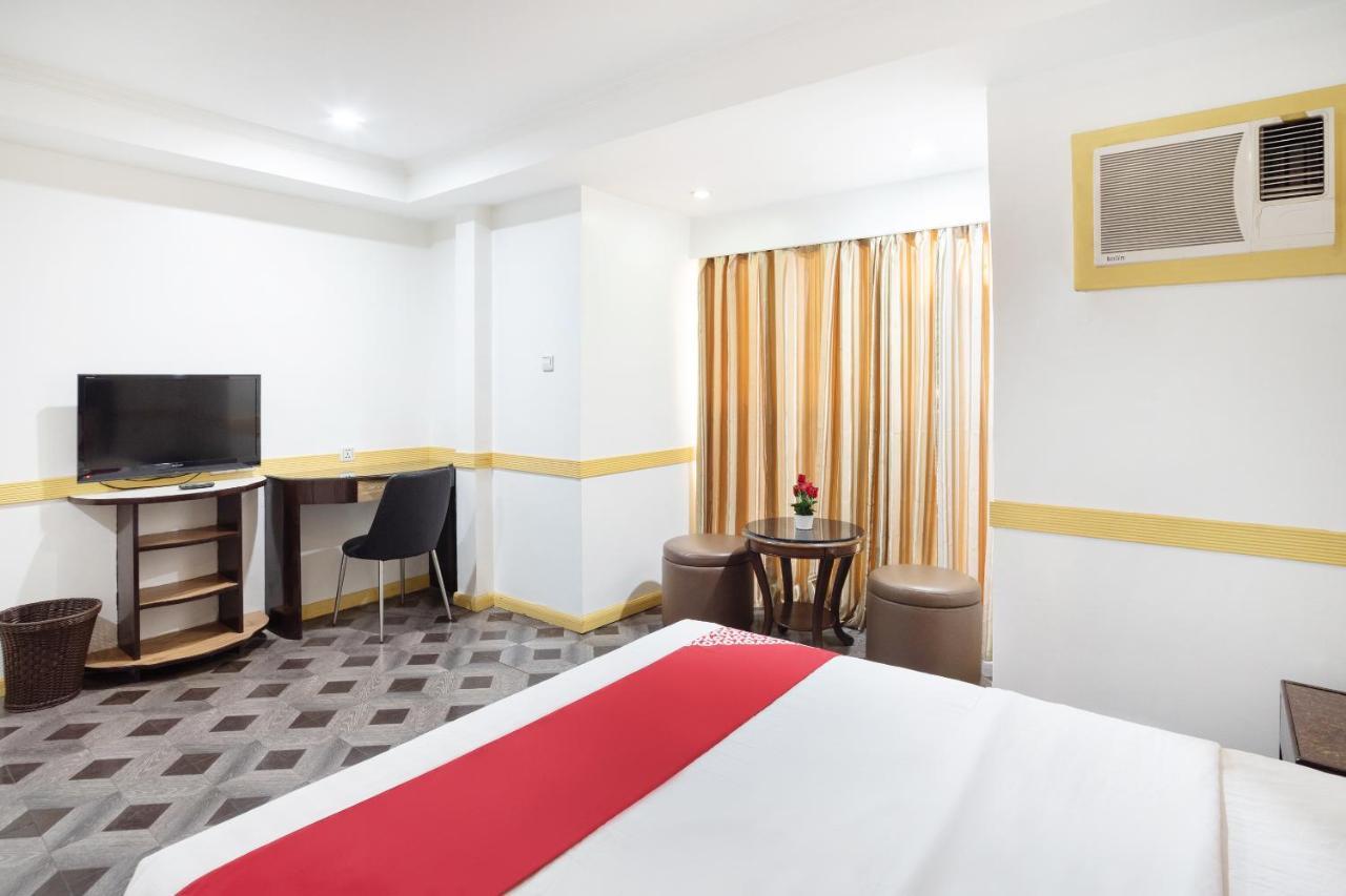 Oyo 138 White Palace Hotel Manila Ngoại thất bức ảnh