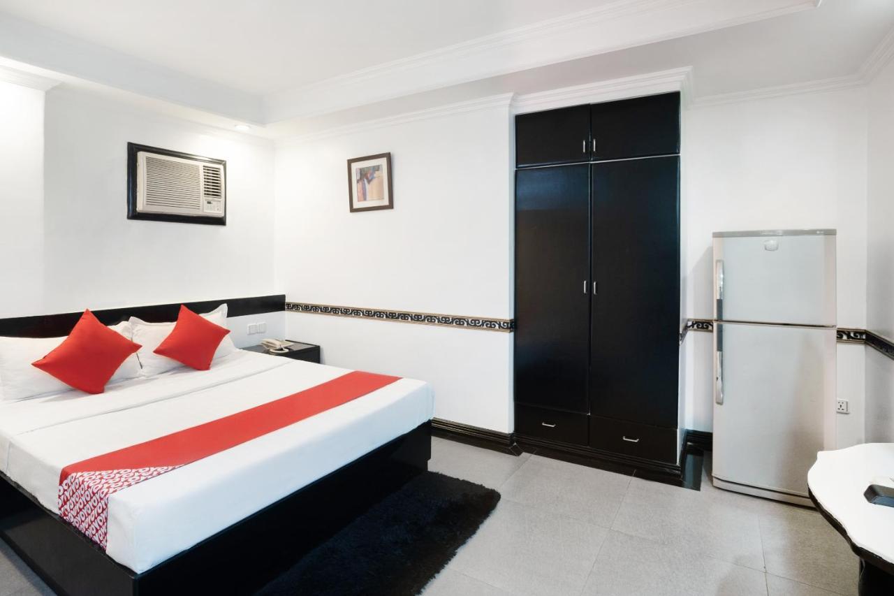 Oyo 138 White Palace Hotel Manila Ngoại thất bức ảnh